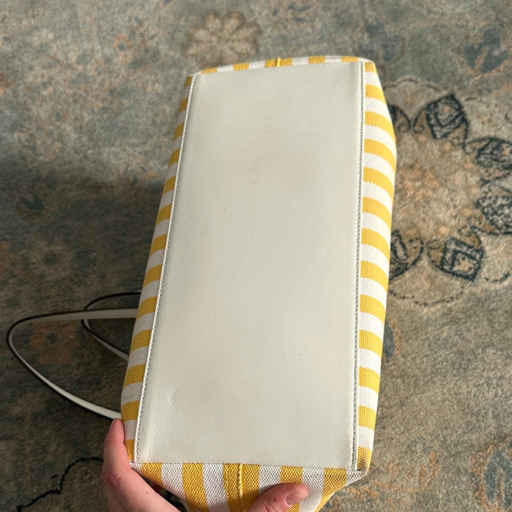 Kate Spade Street Tote ✨ Yellow & White Summer Stripes - Picture 9 of 9